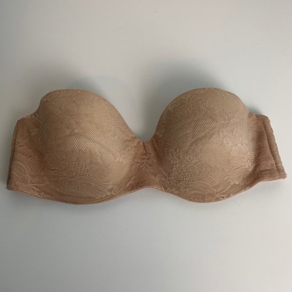 Victoria's Secret Other - VS Body by Victoria Nude Lace Lined Strapless Bra